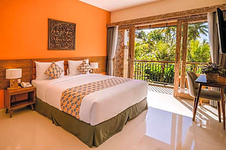 Deluxe Room  with Pool View