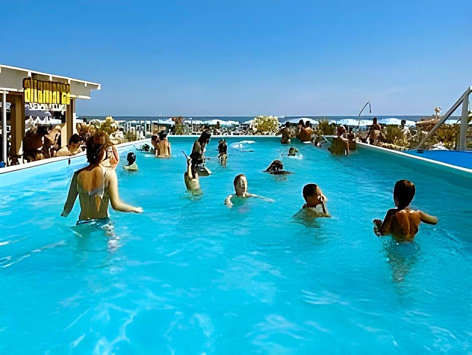 Acapulco Hotel