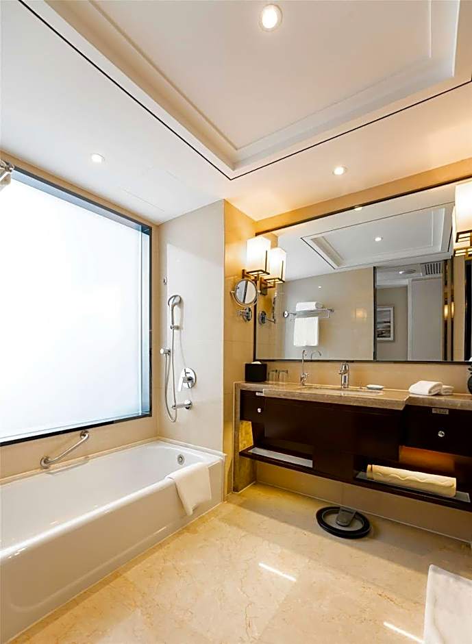 YUN-ZEN Jinling World Trade Plaza Hotel
