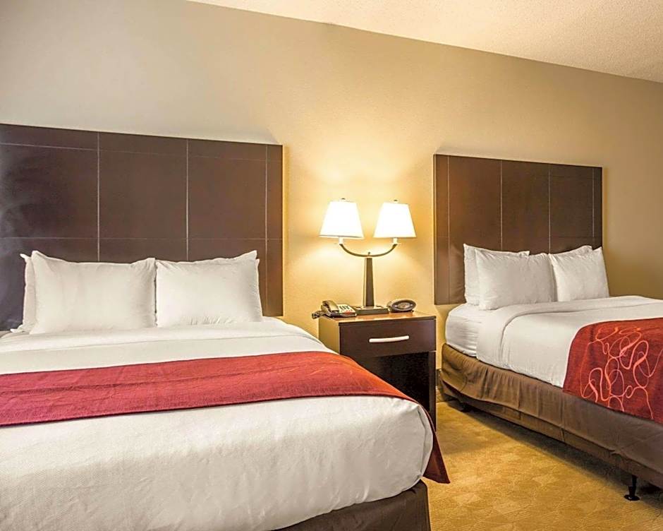Comfort Suites Huntersville near Lake Norman