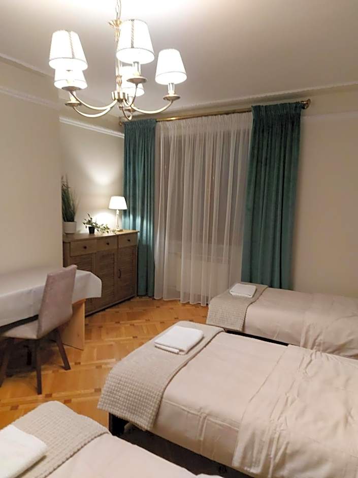 Hostel LUNA
