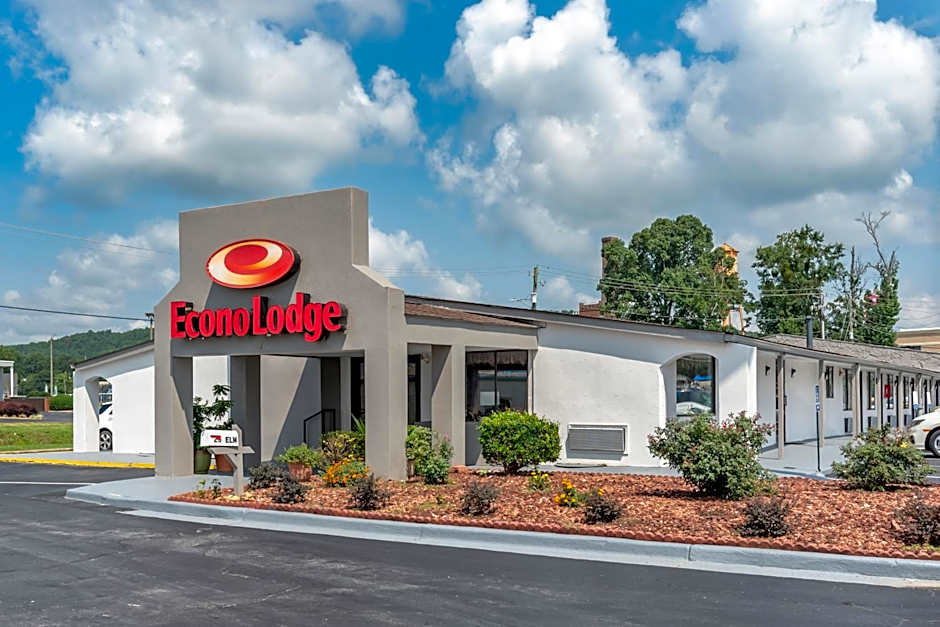 Econo Lodge Oxford near Choccolocco Park