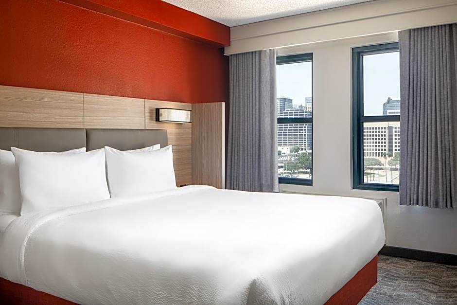 SpringHill Suites by Marriott Dallas Downtown/West End