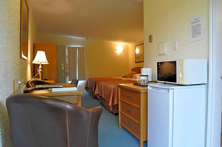 Summerland Motel