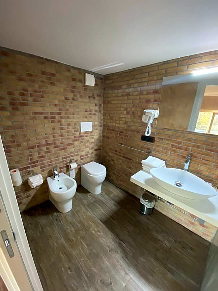 B2In Suite & Office