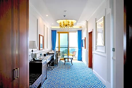 Ocean View Suite