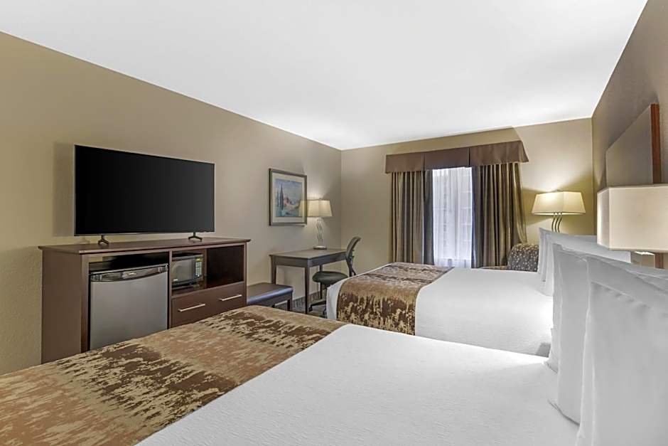 Best Western Plus Pembina Inn & Suites