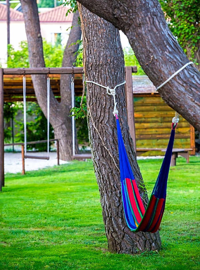 Zarkadis Beach Apartments