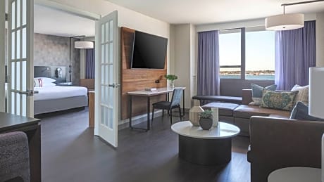 1 Bedroom Junior Suite, 1 King, Sofa bed