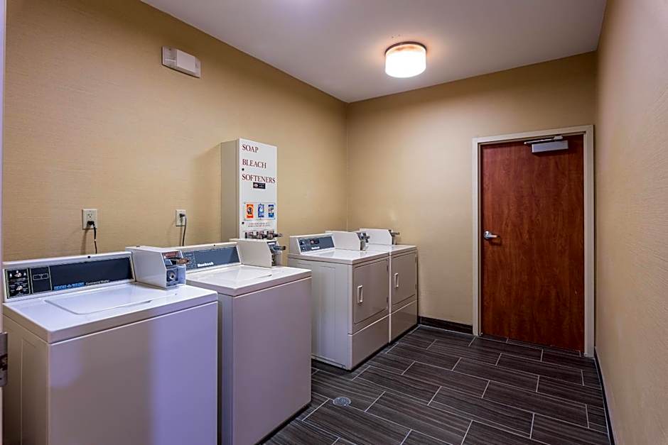 Holiday Inn Express Hotel & Suites Edmond By IHG