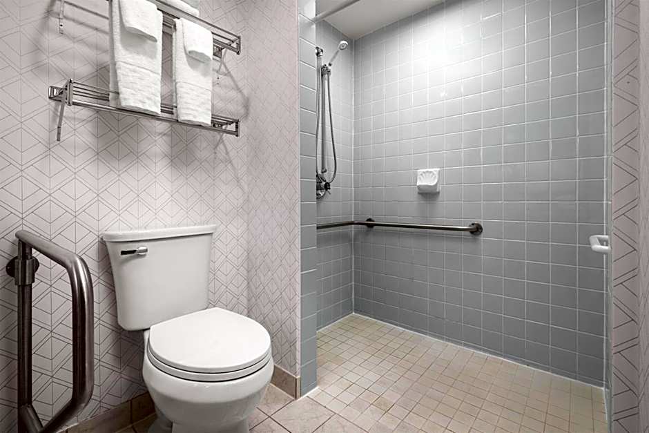 Anchor Inn & Suites, BW Signature Collection
