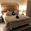 8 on Acacia Guesthouse