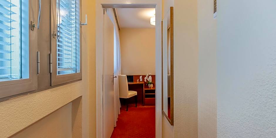 PLAZA INN Rieker Stuttgart Hauptbahnhof