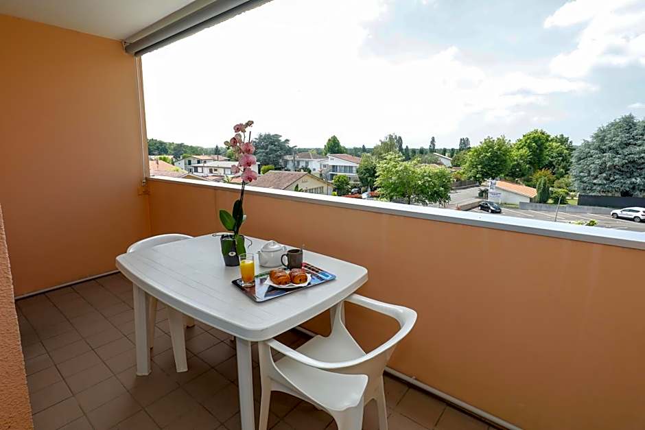 LES TERRASSES DE BORDA***