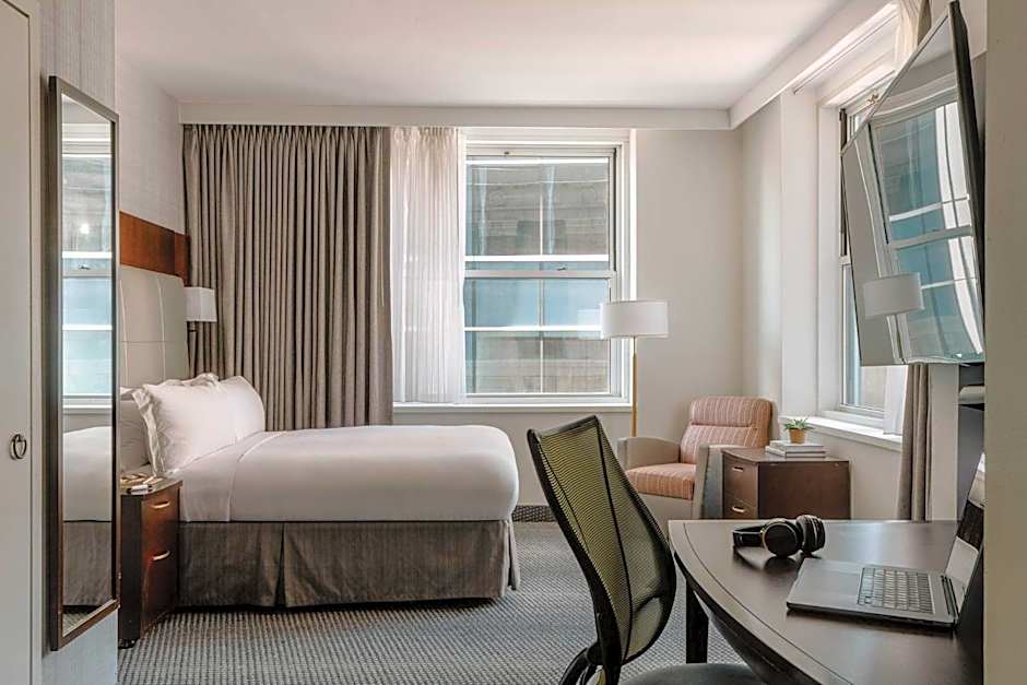 Club Quarters Hotel in Boston