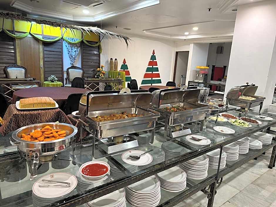 Hotel Grand Crystal