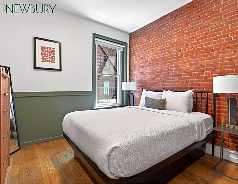 304 Newbury Street by Thatch