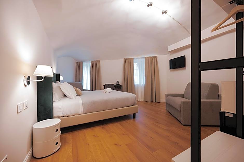 Carlo Felice Boutique Hotel