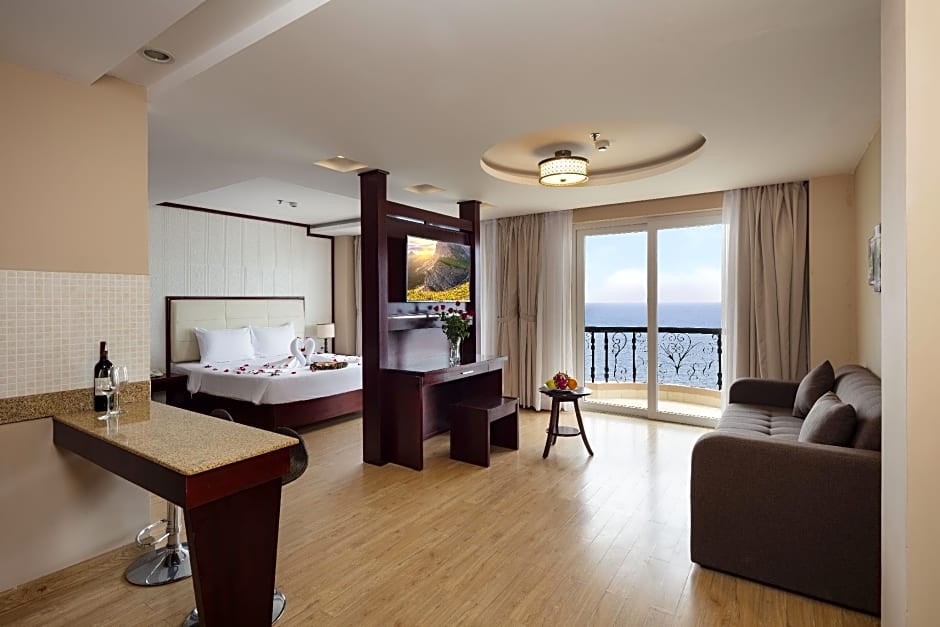 Fairy Bay Hotel Nha Trang
