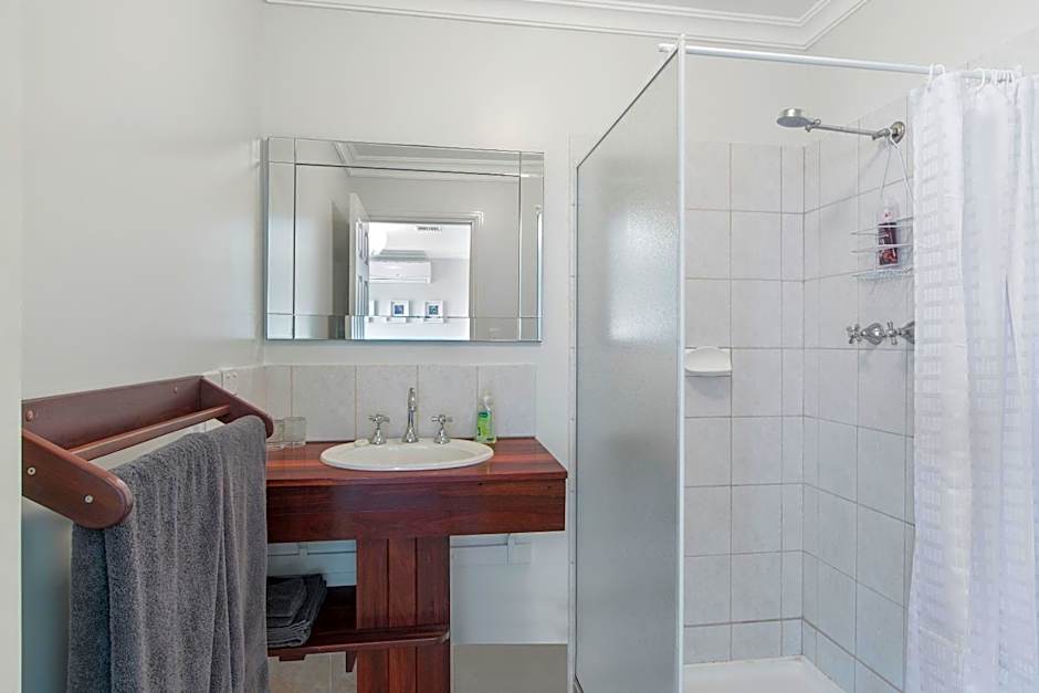 Shambhala Guesthouse