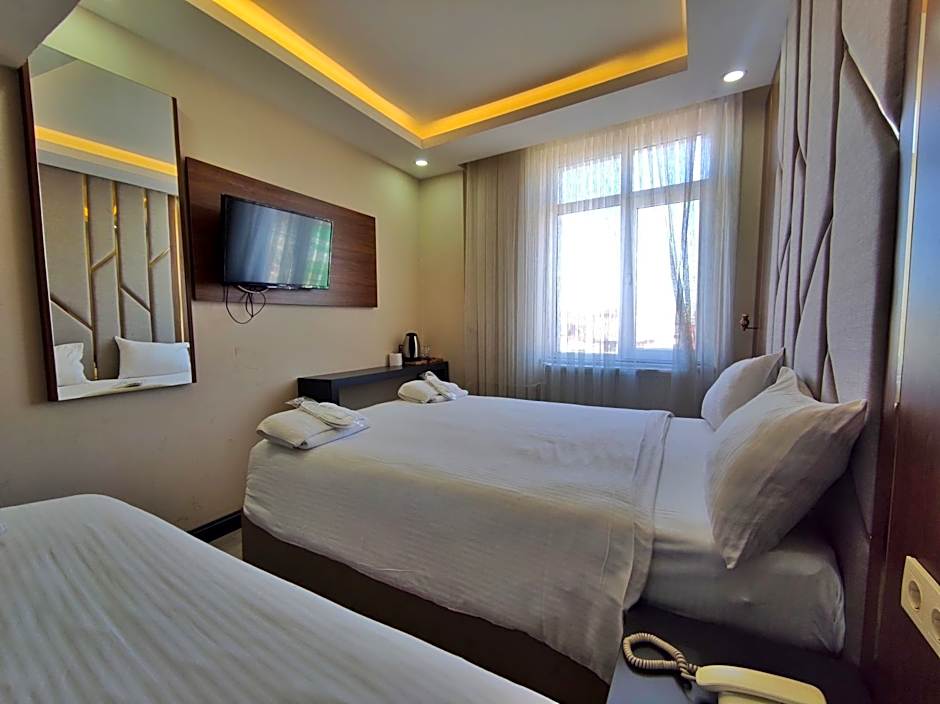 The Golden Pera's Hotel & Spa