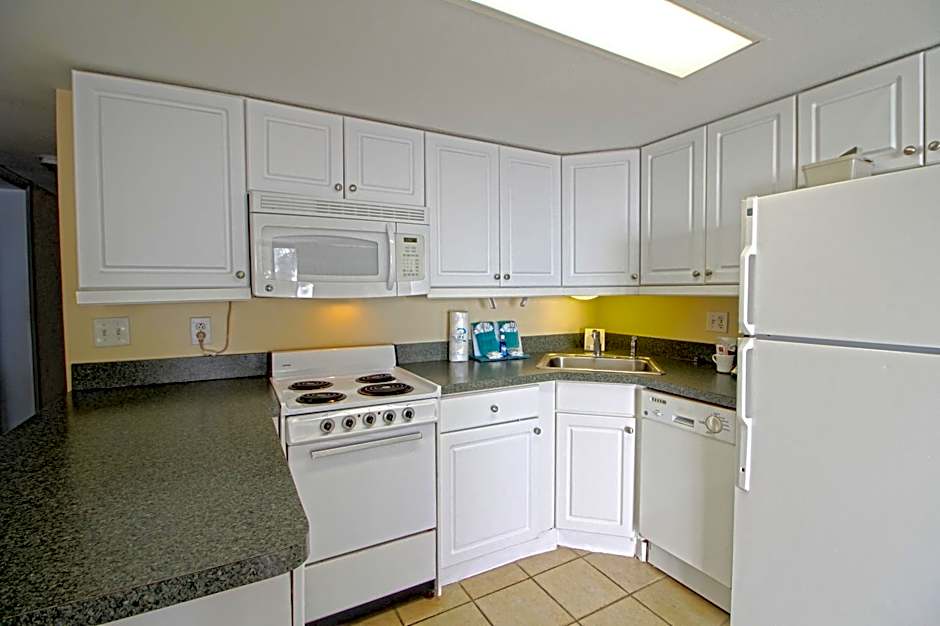 Peppertree by the Sea