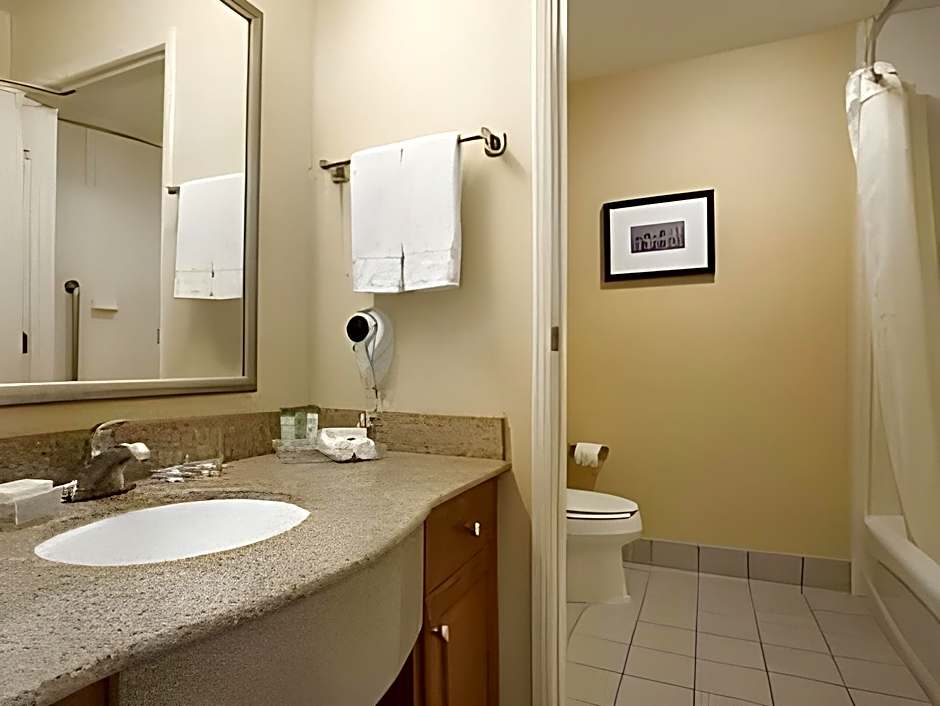 Homewood Suites By Hilton Oakland-Waterfront