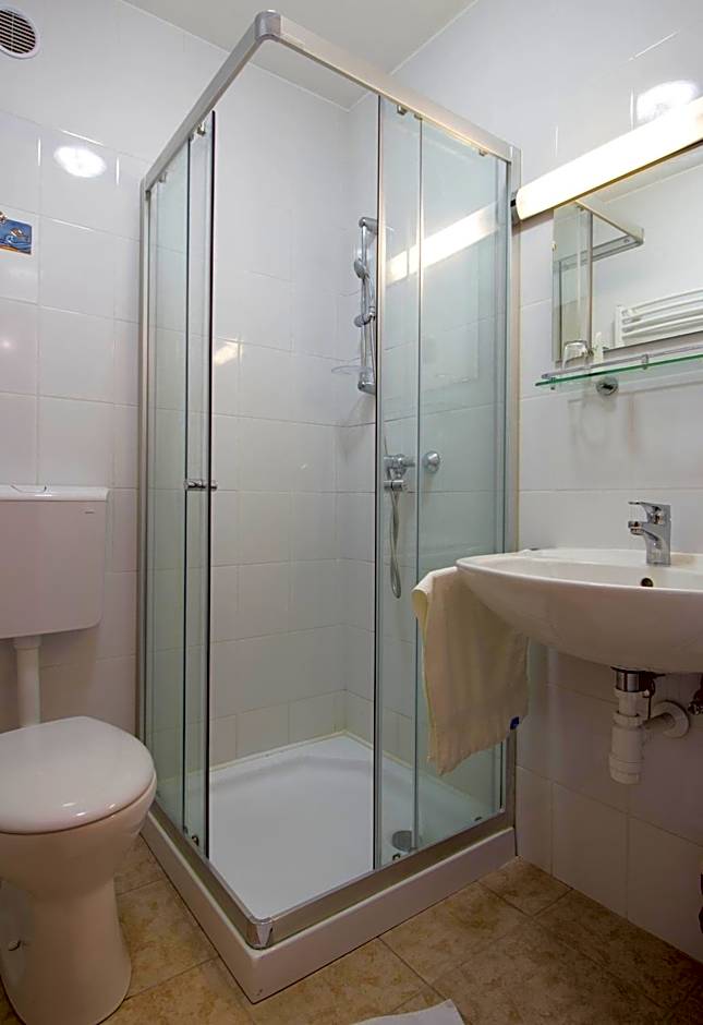 István Király Szálló