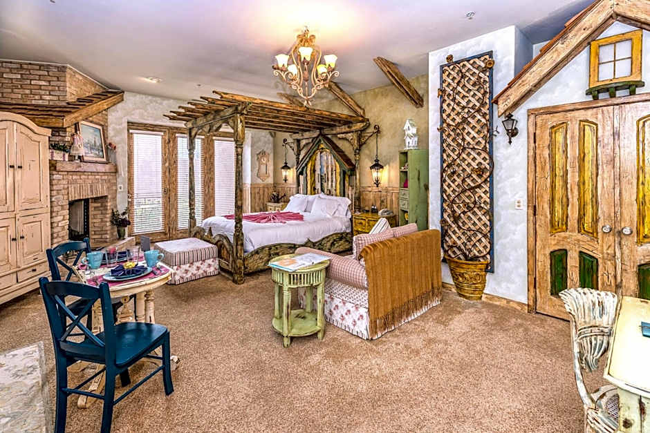 Adobe Grand Villas