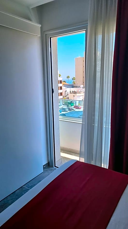 Art & Wine Boutique Hotel