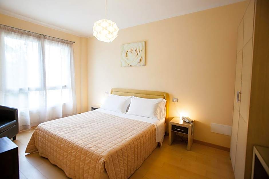 Hotel Diana
