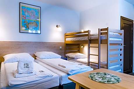 Quadruple Room with Garden View