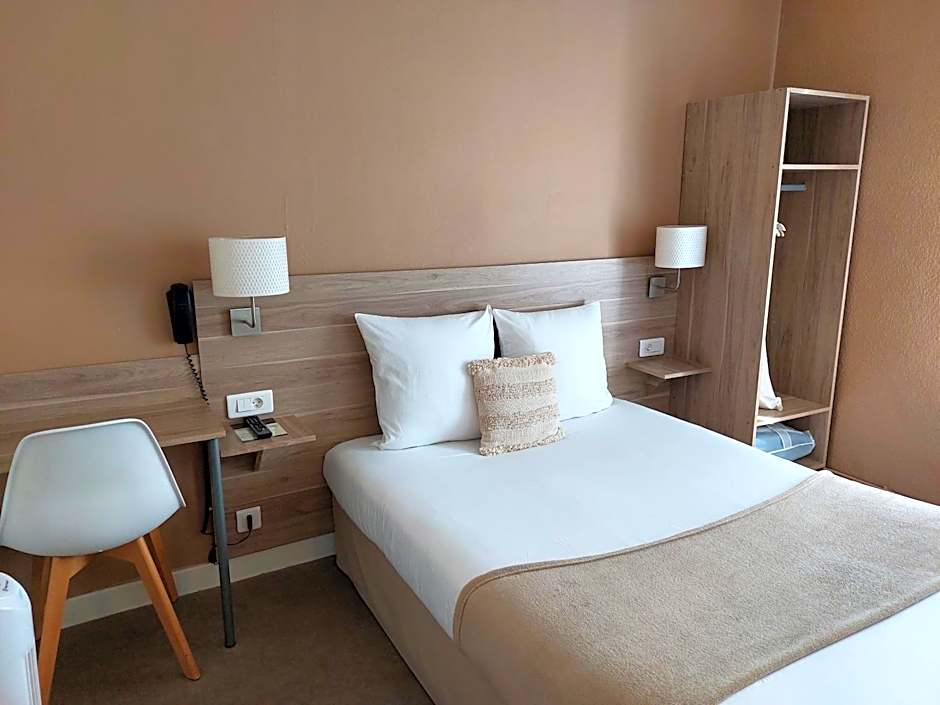 Cit'Hôtel l'Europe - Cholet Gare