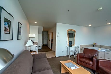 Executive Suites with Bridge View