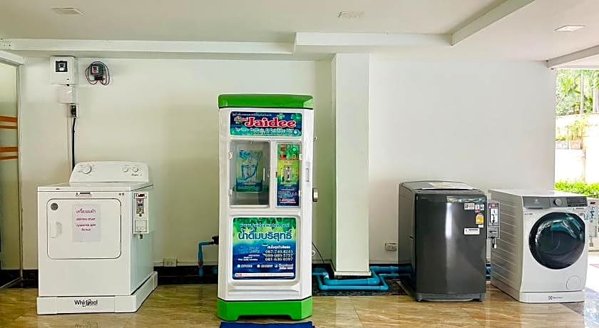 Club Royal Wongamat by Pattaya Sunny Rentals