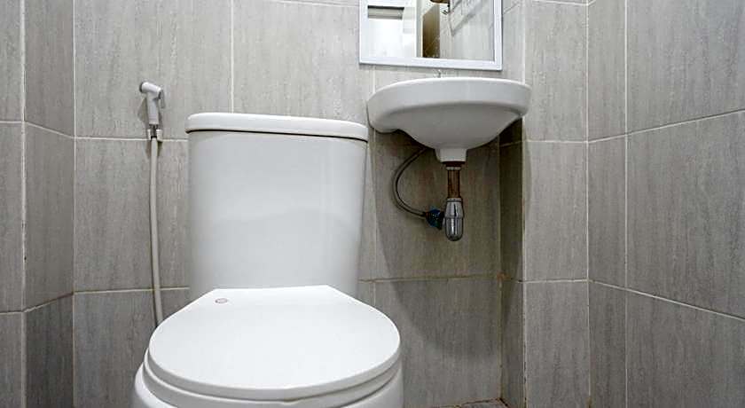 RedDoorz near Jalan Adi Sucipto Solo