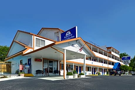 Americas Best Value Inn & Suites Branson - Near the Strip