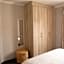 3 Lux Suites
