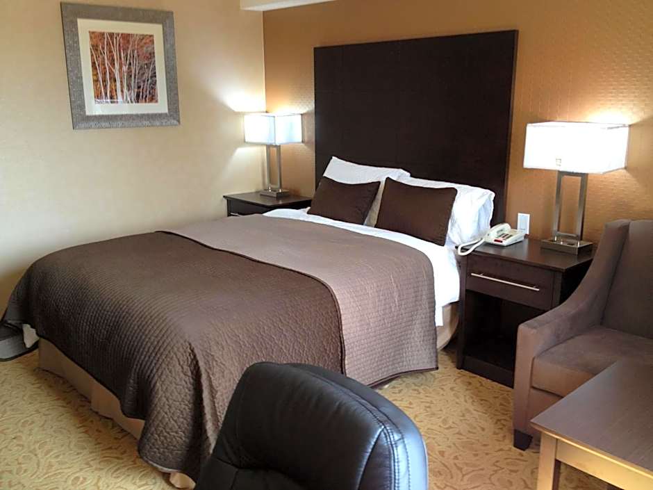 Mississauga Gate Inn