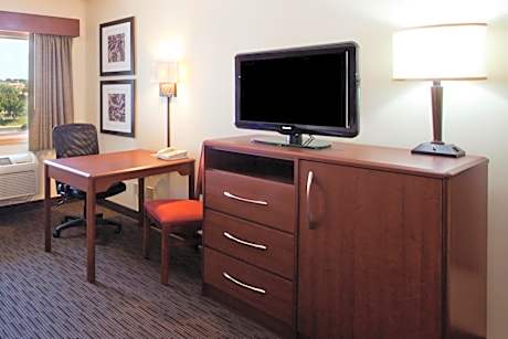 Family King Suite - Non-Smoking