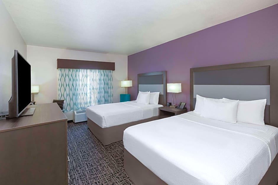 La Quinta Inn & Suites by Wyndham Rockwall