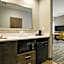 Hampton Inn By Hilton & Suites Dallas/Ft. Worth Airport South
