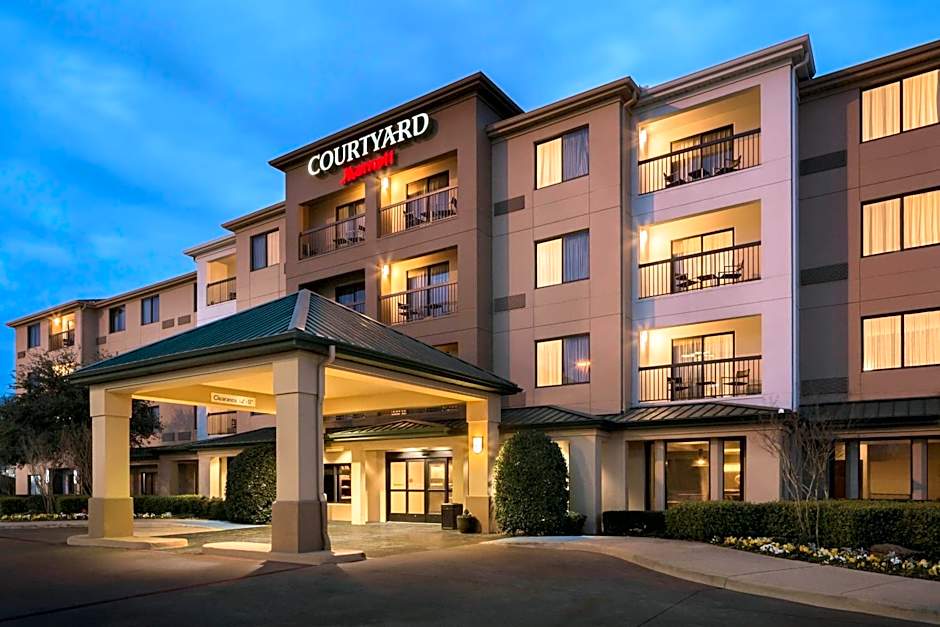 Courtyard by Marriott Dallas Mesquite