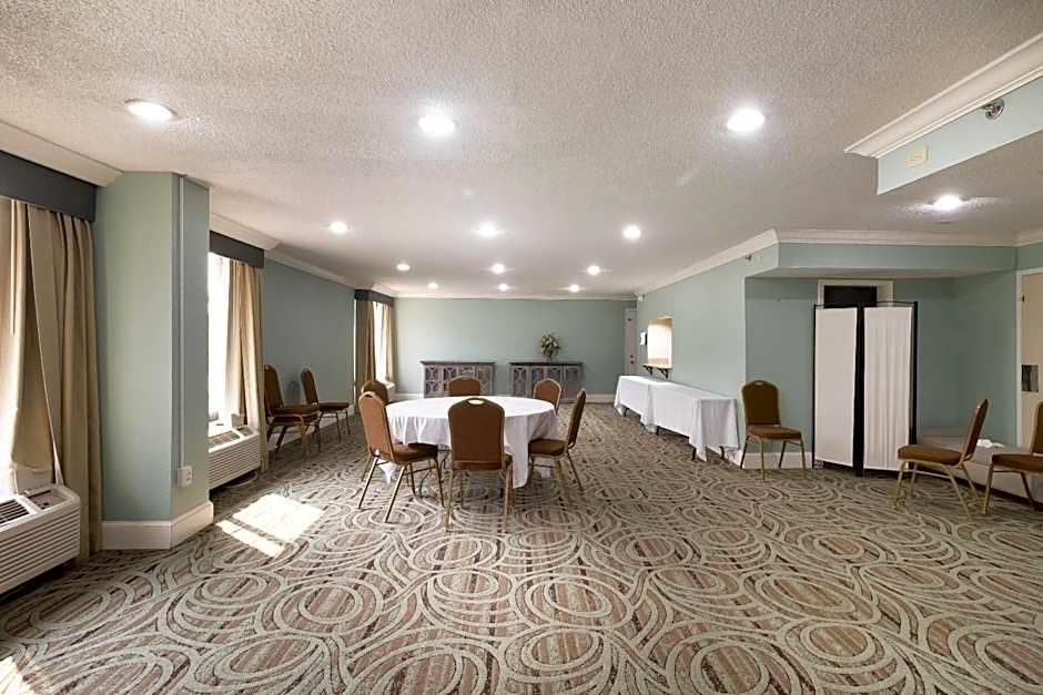 Quality Inn & Suites