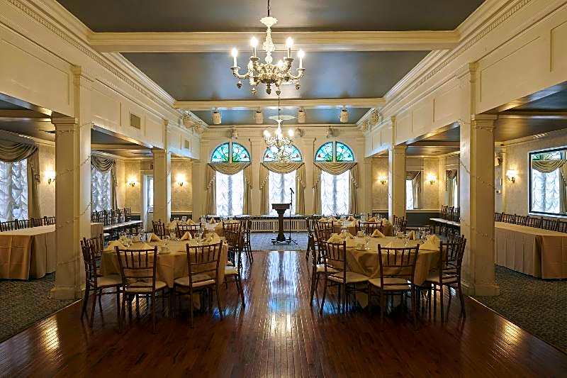 Lititz Springs Inn