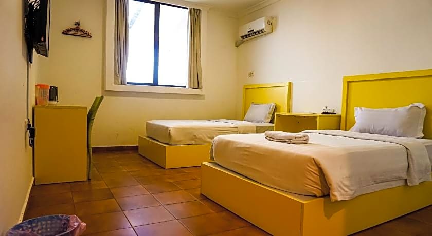 Y Hotel