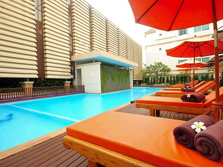 Avion Hotel