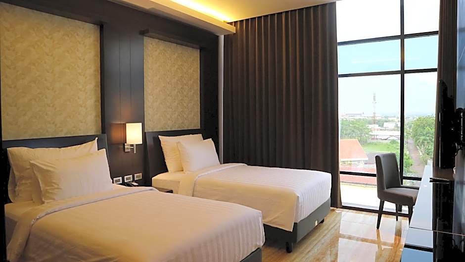 Grand Karlita Hotel Purwokerto