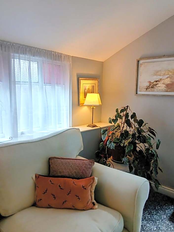 Meath Arms Country Inn