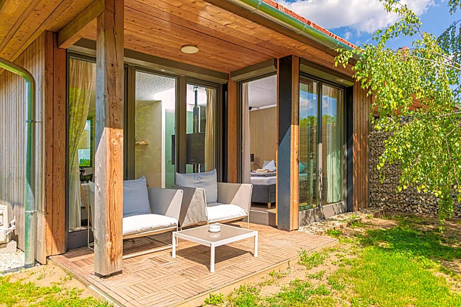Chalets Franciska Major, Pro Village